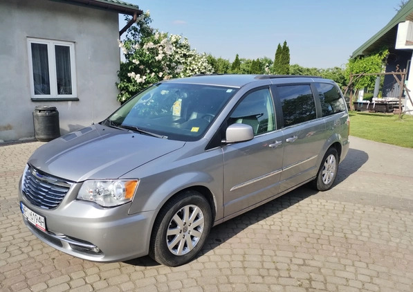 Chrysler Town &amp; Country cena 54500 przebieg: 160000, rok produkcji 2013 z Tuliszków małe 232